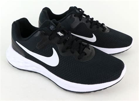 black and white nikes womens